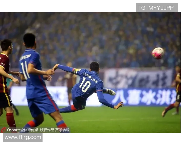 上海申花迎战石家庄永昌争夺中超联赛关键三分的精彩对决