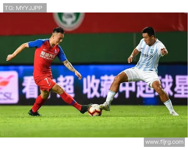 重庆与深圳足球队耐力较量赛后分析与总结